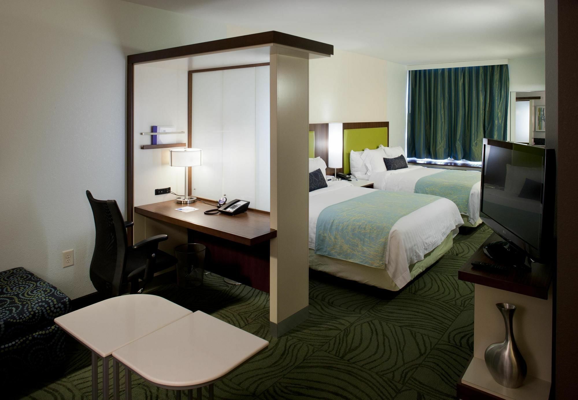 สปริงฮิลล์ สวีท อเล็กซานเดรีย โอลดาวน์/เซาท์เวสต์ Hotel ภายนอก รูปภาพ